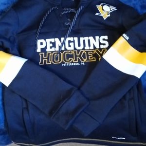 Pens hoodie size medium